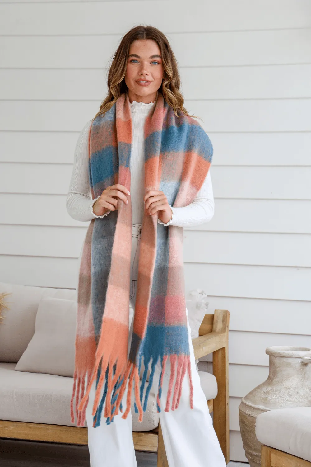 Arna Chunky Soft Check Scarf
