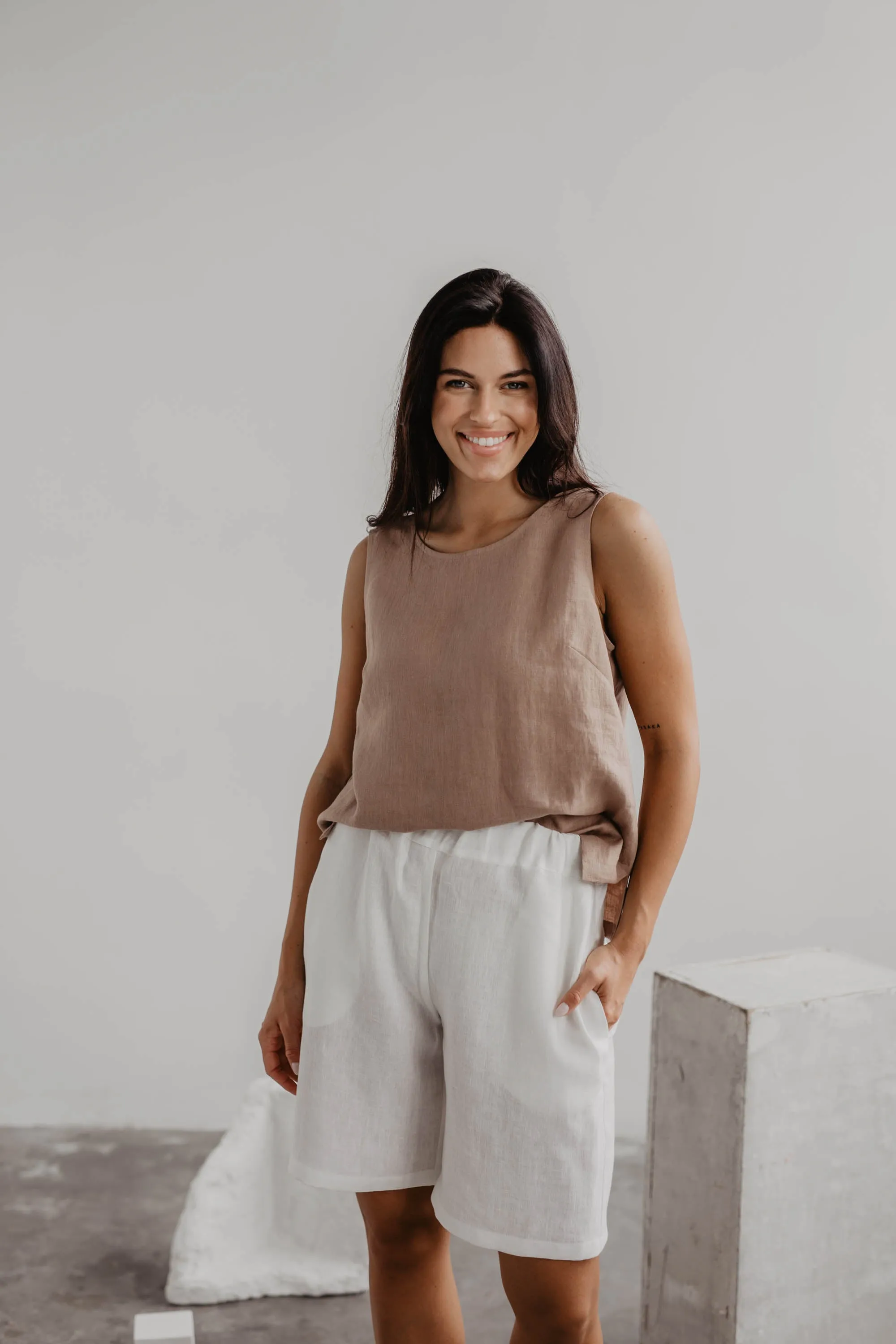 Colette Classical Linen Top