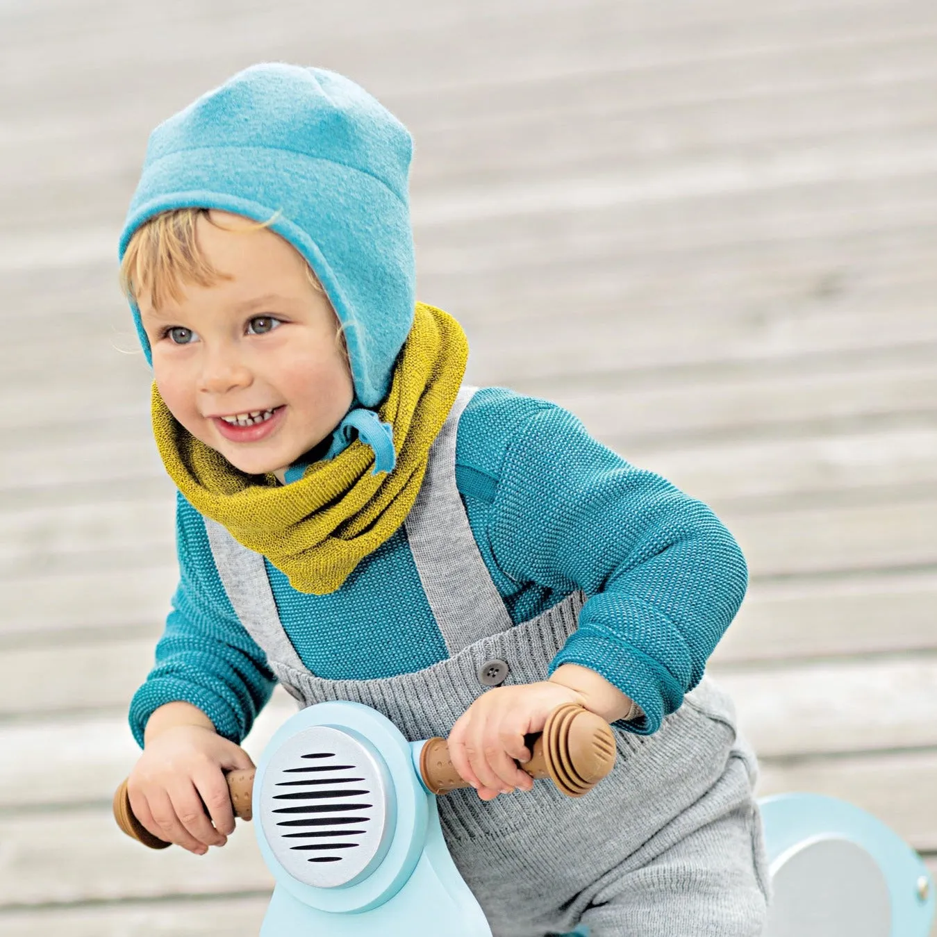 Disana boiled wool hat