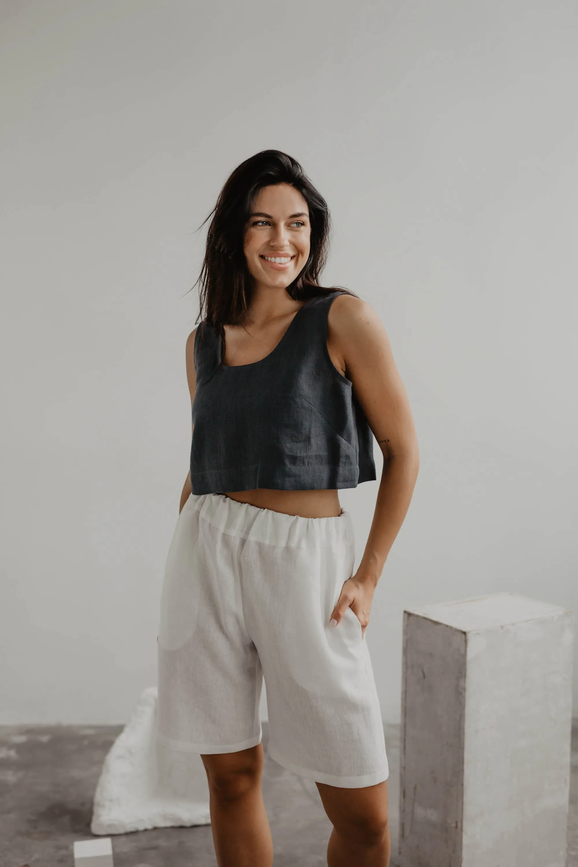 Pippa Mini Linen Crop Top