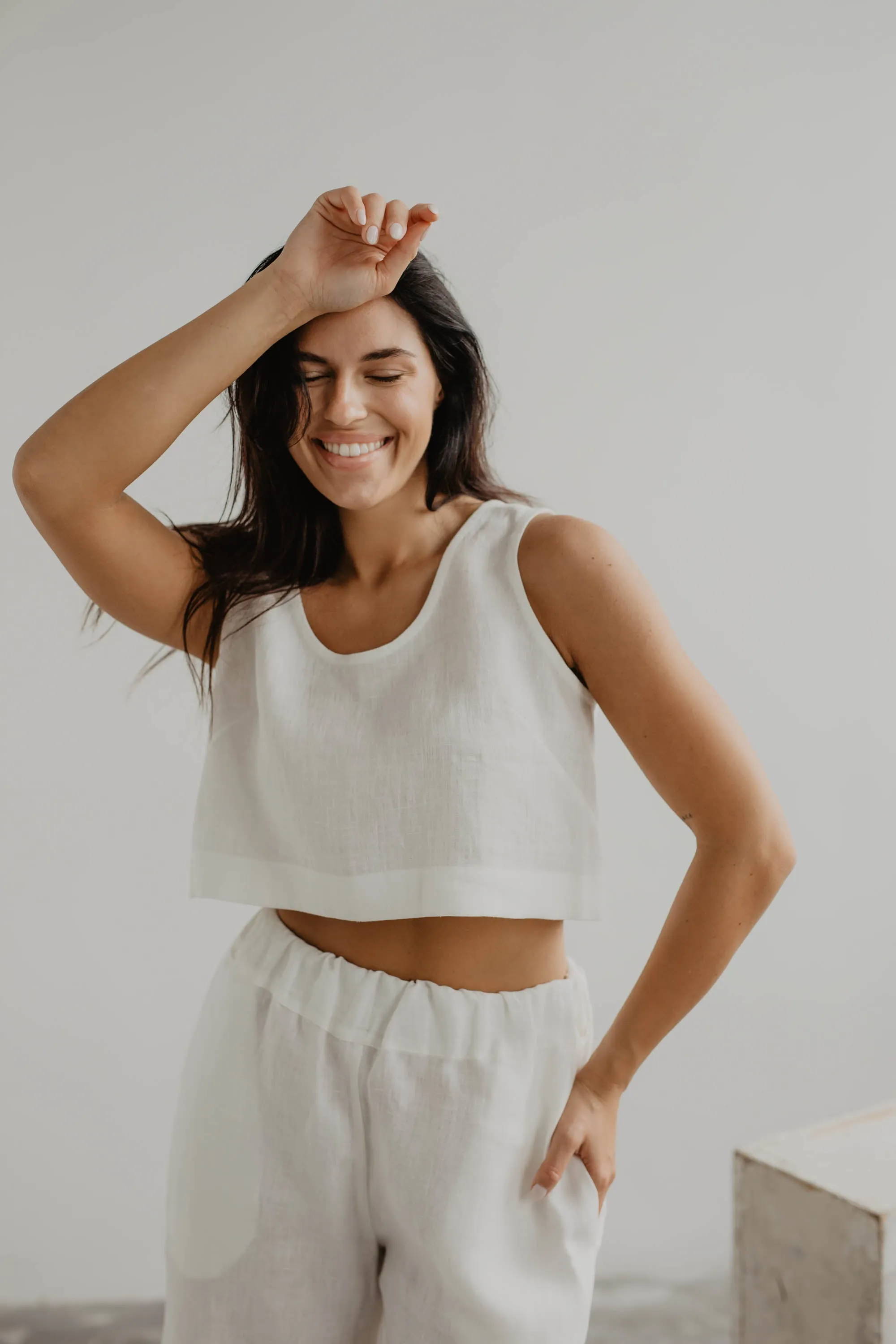 Pippa Mini Linen Crop Top